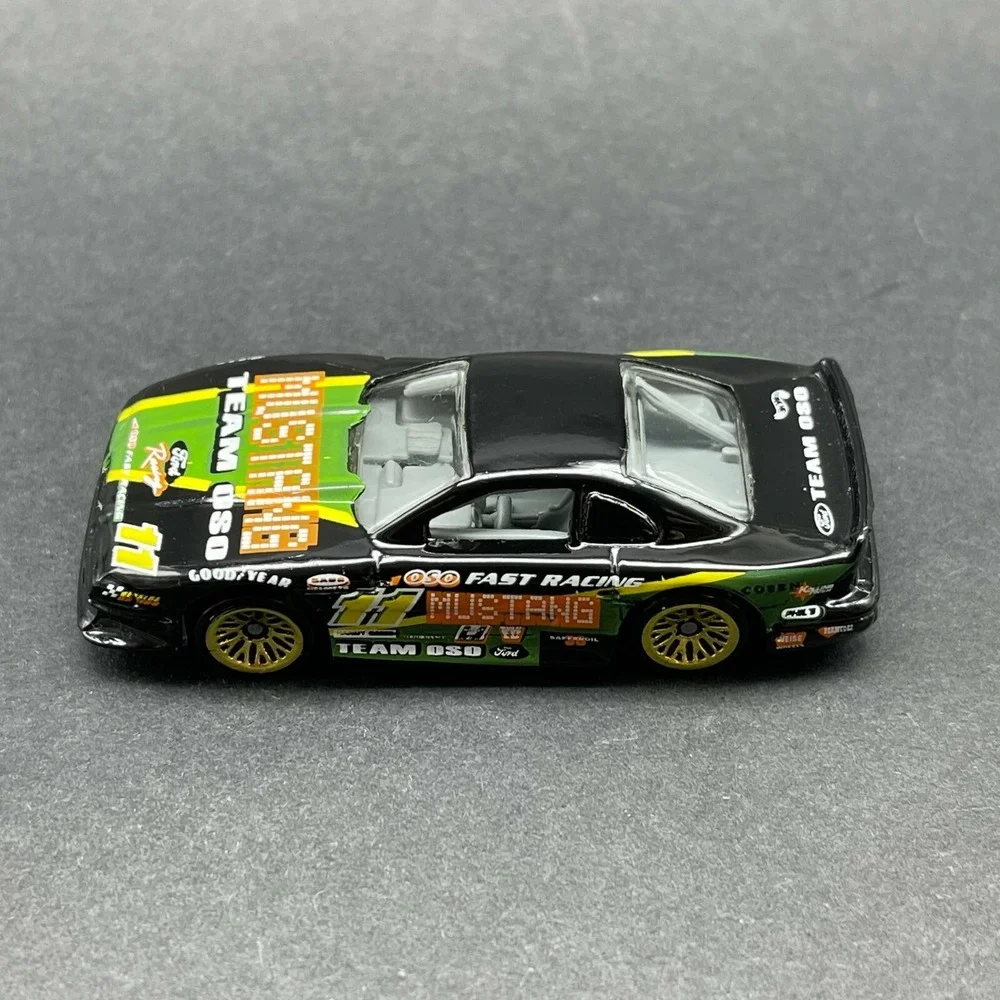 Hot Wheels Team OSO '97 1997 Ford Mustang Cobra Car Black Diecast 1:64 Loose